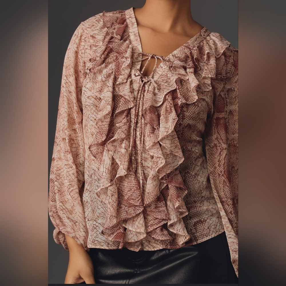 Anthropologie women's Small pullover blouse